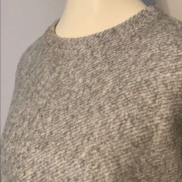 NWOT Grey Sweater/Sweatshirt - Picture 2 of 5